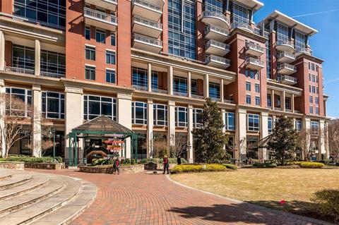435 S Tryon St #905, Charlotte, NC 28202