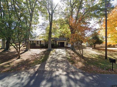 218 Plaza Dr, Harrisburg, NC 28075
