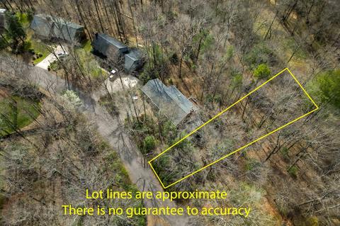 102 Constitution Dr, Morganton, NC 28655