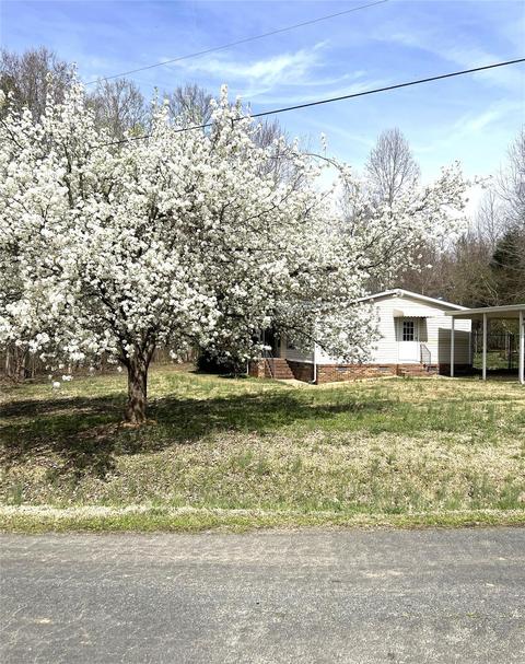 106 Boating Ter, Salisbury, NC 28146 photo 2