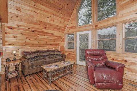 89 Overlook Dr, Spruce Pine, NC 28777 photo 8