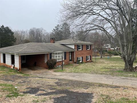 500 Crescent Hill Rd, Kings Mountain, NC 28086