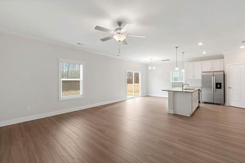 161 Tanner Loop, Troutman, NC 28166 photo 4