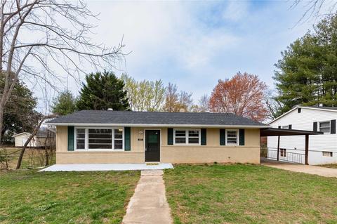 451 State St, Marion, NC 28752 photo 1
