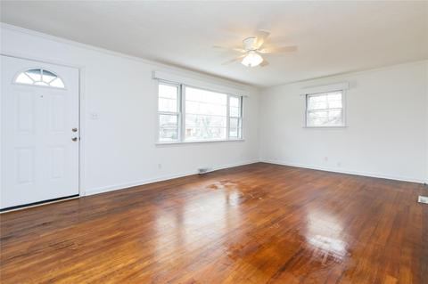 451 State St, Marion, NC 28752 photo 2