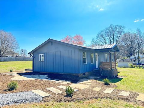 192 Carolina Ave, Spindale, NC 28160