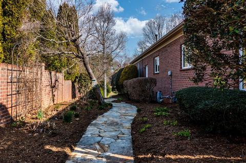 34 Shipwatch Dr, Hickory, NC 28601 photo 41