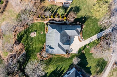 34 Shipwatch Dr, Hickory, NC 28601 photo 3