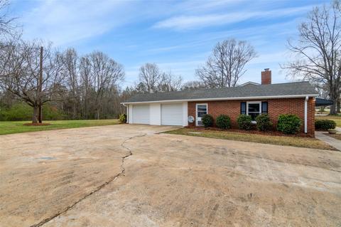 1471 Grace Ave, Lancaster, SC 29720 photo 6