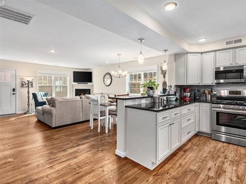 87 Towne Pl, Clyde, NC 28721 photo 8