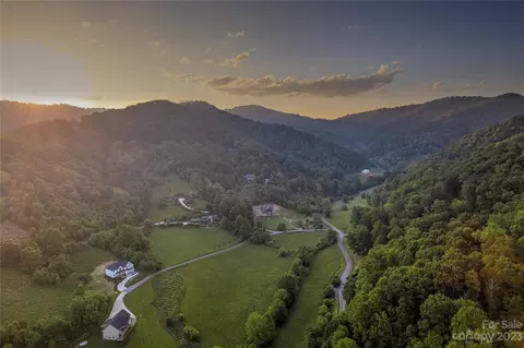 Bridal Path Trail, Mars Hill, NC 28754