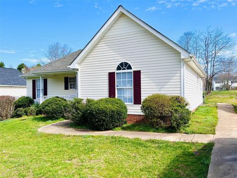 3000 Bobwhite Cir, Wingate, NC 28174 photo 1