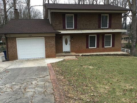 205 5th Street Pl, Conover, NC 28613