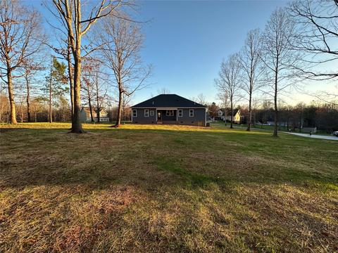 975 Tracy Ln, Conover, NC 28613 photo 20