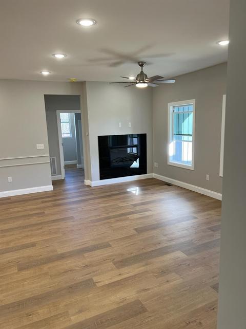 975 Tracy Ln, Conover, NC 28613 photo 6