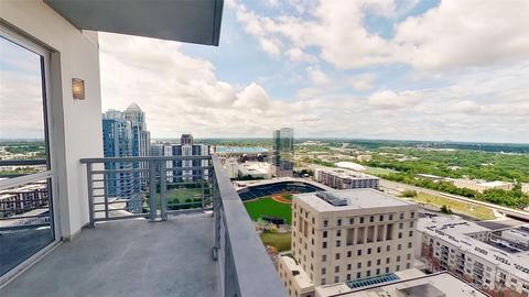 333 W Trade St #2305, Charlotte, NC 28202