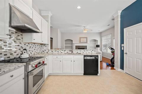 18708 The Commons Blvd, Cornelius, NC 28031 photo 12