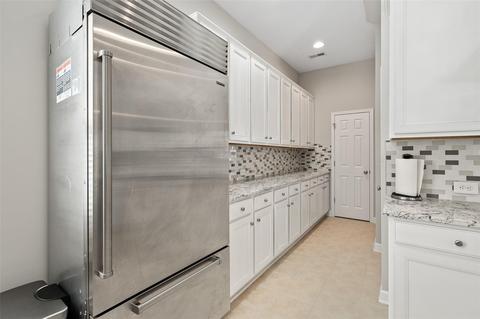 18708 The Commons Blvd, Cornelius, NC 28031 photo 13