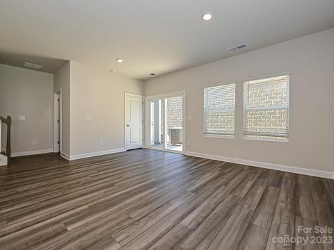 3943 County Down Ave, Kannapolis, NC 28081 photo 4