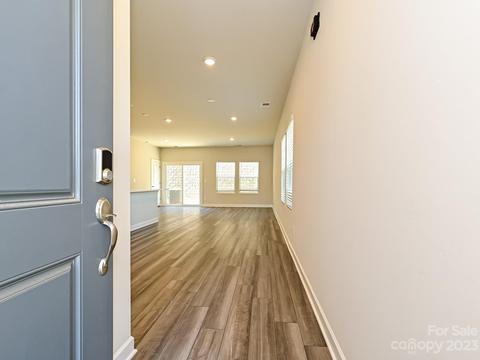 3943 County Down Ave, Kannapolis, NC 28081 photo 2