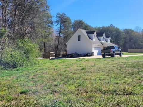 1688 Flag Ln, Vale, NC 28168 photo 5