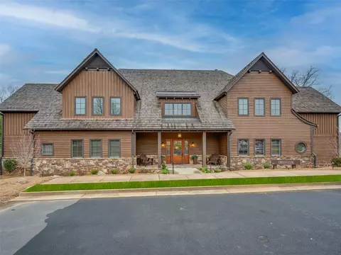 275 Clubhouse C301 Ln #C301, Mill Spring, NC 28756