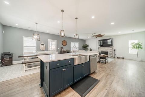 21004 Torrence Chapel Rd, Cornelius, NC 28031 photo 11