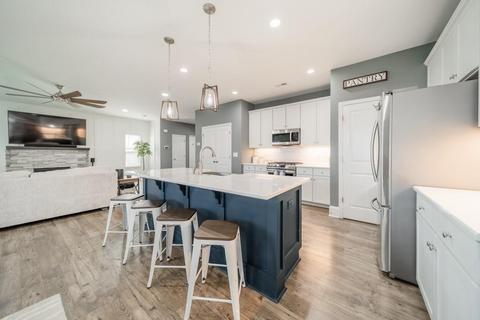 21004 Torrence Chapel Rd, Cornelius, NC 28031 photo 12