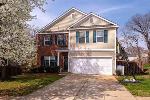 111 Zolder Ln, Mooresville, NC 28117