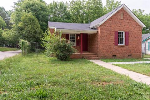 81 Pinckney St, York, SC 29745