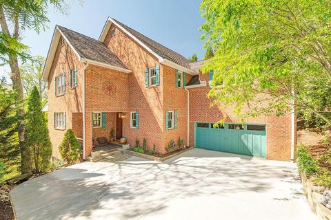 294 Sunset Dr, Asheville, NC 28804