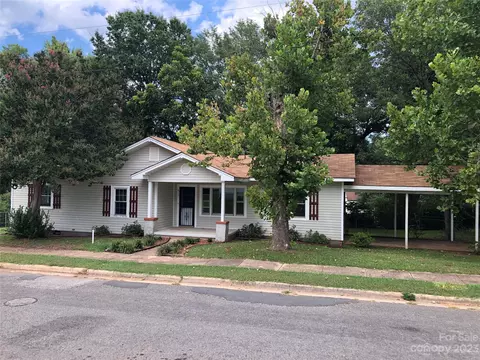 612 Pope St, Norwood, NC 28128