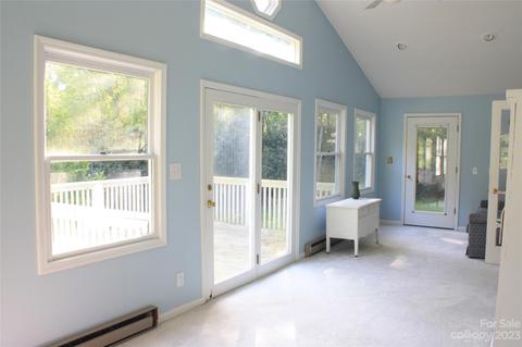 441 E 3rd St, Oakboro, NC 28129 photo 9