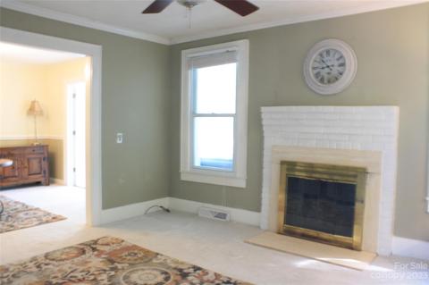 441 E 3rd St, Oakboro, NC 28129 photo 4