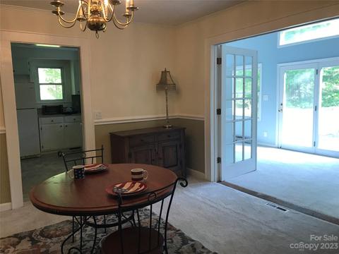 441 E 3rd St, Oakboro, NC 28129 photo 8