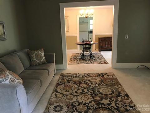 441 E 3rd St, Oakboro, NC 28129 photo 5
