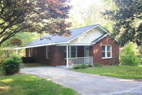 441 E 3rd St, Oakboro, NC 28129