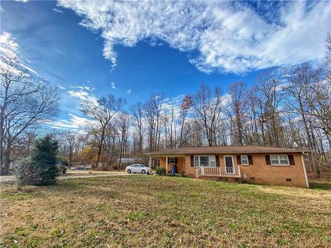 2853 Wood Rd, Mooresboro, NC 28114