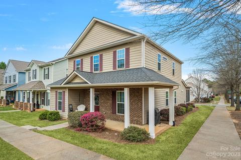 20265 Harroway Dr, Cornelius, NC 28031