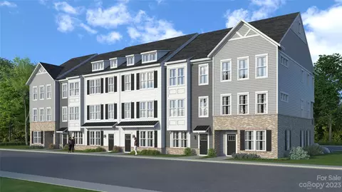 1025 Naples 32 Dr #32, Davidson, NC 28036 photo 9