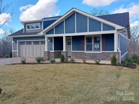 3 Craftsman Overlook Rdg, Arden, NC 28704