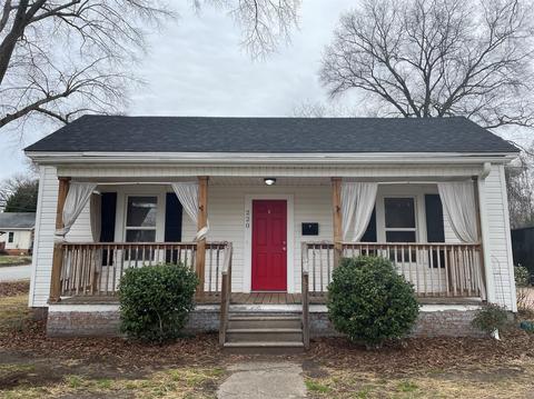 220 Rose Ave S, Kannapolis, NC 28083