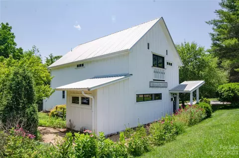 57 59 Noble Rd, Fairview, NC 28730