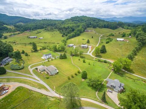 750 Iron Tree Dr, Clyde, NC 28721 photo 15