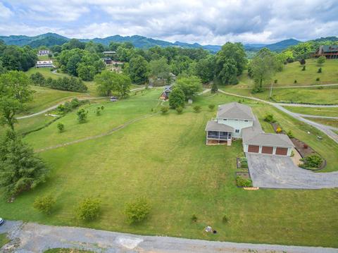 750 Iron Tree Dr, Clyde, NC 28721 photo 18