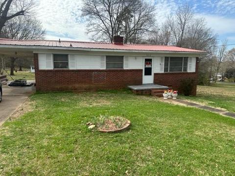 832 Carver St, Shelby, NC 28152