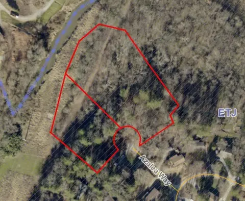 Azalea Way, Hendersonville, NC 28792