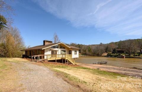 111 Lakeside Loop, Hickory, NC 28601 photo 3