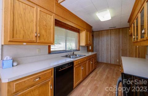 111 Lakeside Loop, Hickory, NC 28601 photo 22