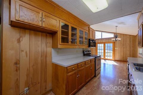111 Lakeside Loop, Hickory, NC 28601 photo 23